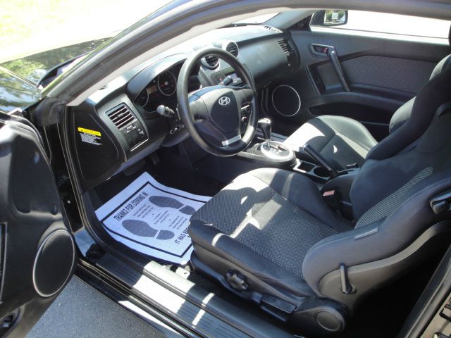 2006 Hyundai Tiburon XLS