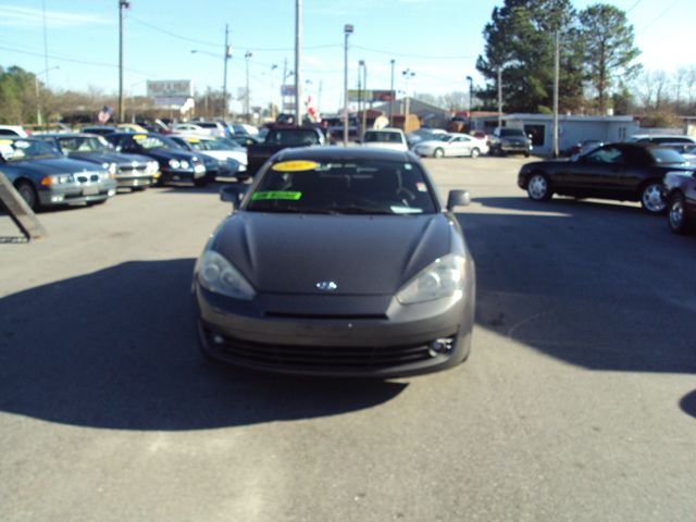 2007 Hyundai Tiburon XLS