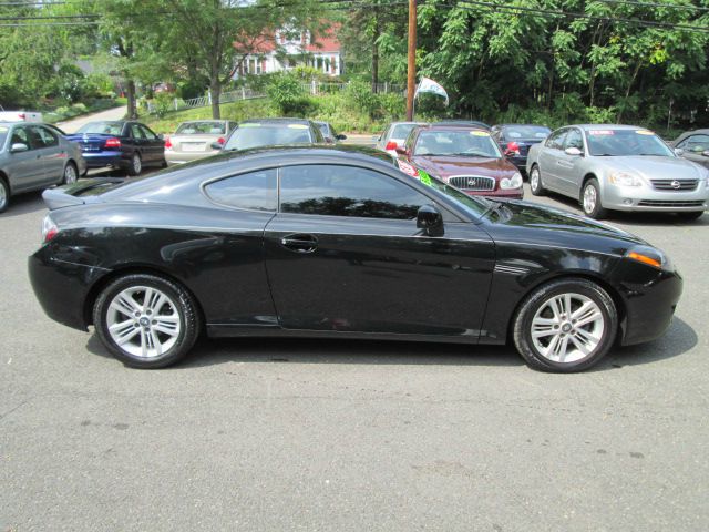 2007 Hyundai Tiburon XLS