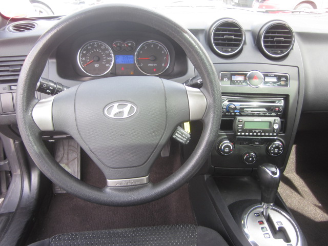 2007 Hyundai Tiburon XLS