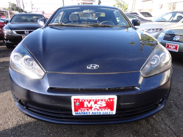 2008 Hyundai Tiburon XLS