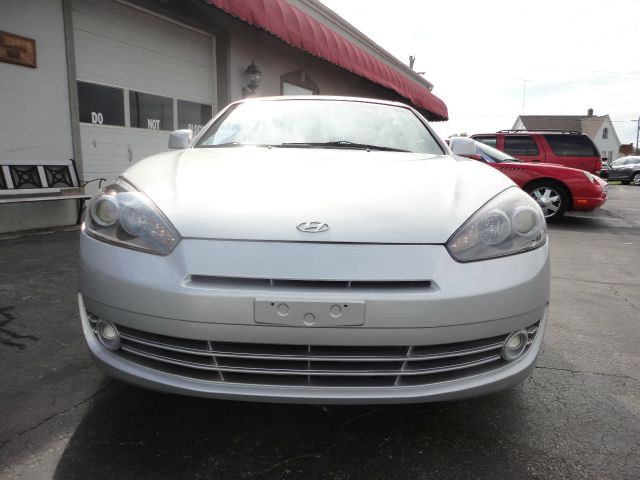 2008 Hyundai Tiburon XLS