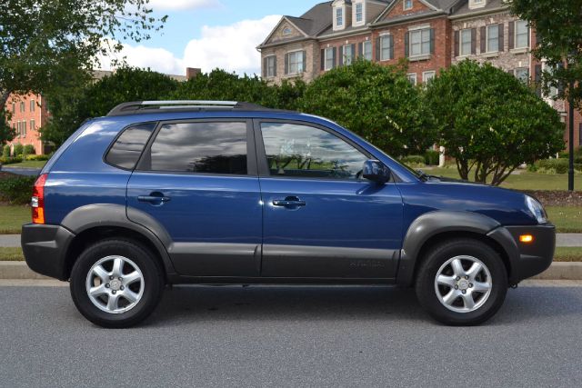 2005 Hyundai Tucson SLT Quad