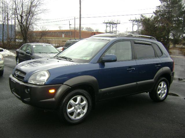 2005 Hyundai Tucson SL Sedan