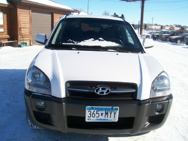 2006 Hyundai Tucson 2002 Saturn