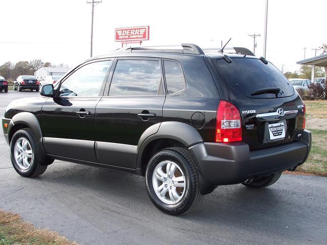 2007 Hyundai Tucson 325ci RWD