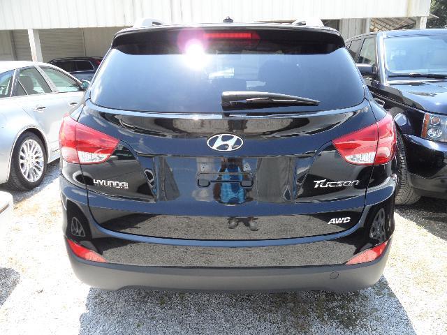 2011 Hyundai Tucson S Coupe