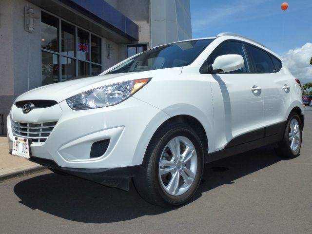 2011 Hyundai Tucson Base Manual