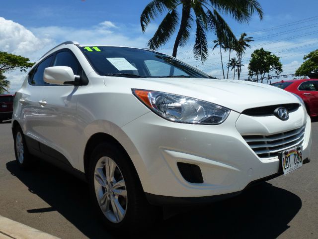 2011 Hyundai Tucson Base Manual