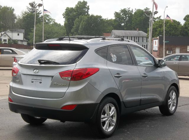 2011 Hyundai Tucson FWD 4dr Sport