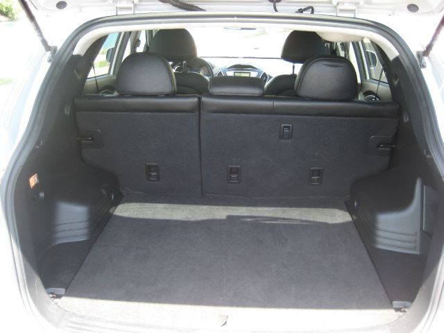 2011 Hyundai Tucson Base Manual