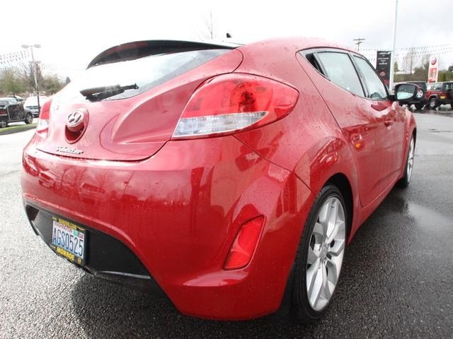 2012 Hyundai Veloster Base