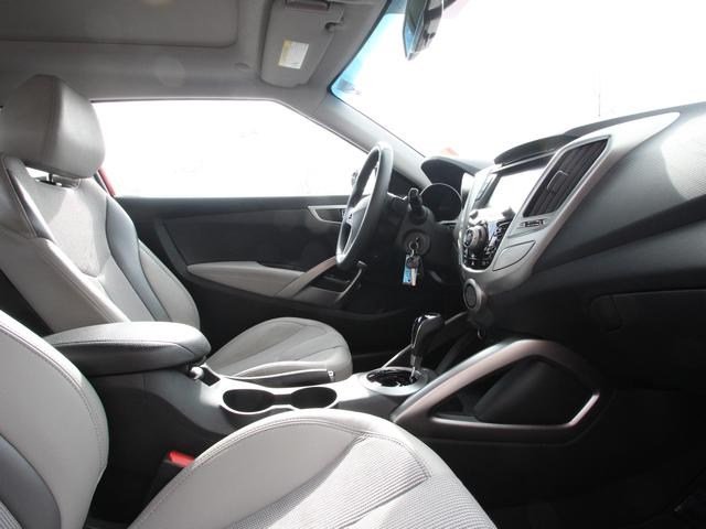 2012 Hyundai Veloster Base