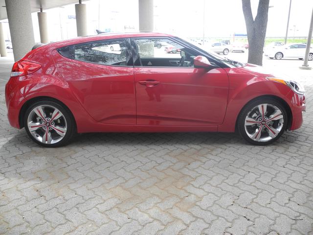 2012 Hyundai Veloster Base