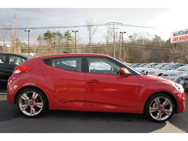 2012 Hyundai Veloster Base