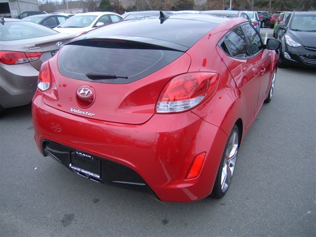 2012 Hyundai Veloster Base