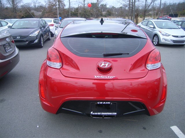 2012 Hyundai Veloster Base