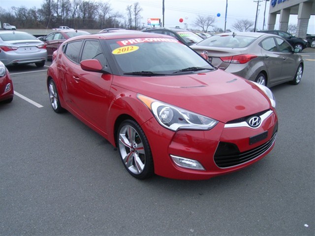 2012 Hyundai Veloster Base