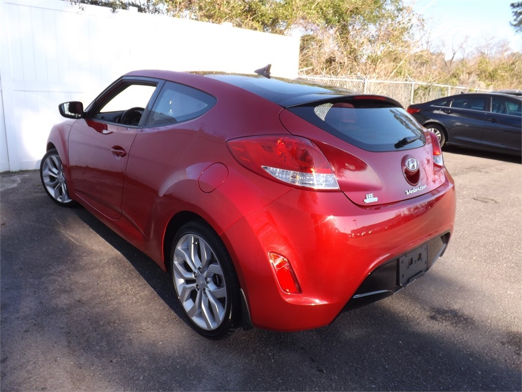 2012 Hyundai Veloster Base