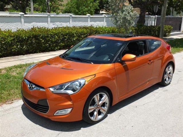 2012 Hyundai Veloster LTZ 22K NICE