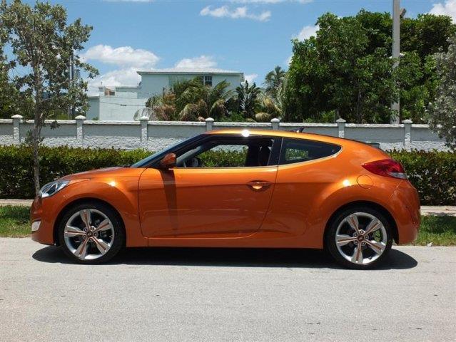 2012 Hyundai Veloster LTZ 22K NICE