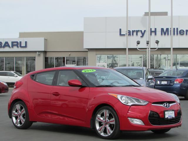 2012 Hyundai Veloster Base