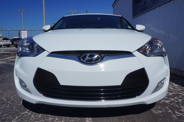 2013 Hyundai Veloster Base