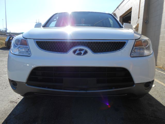 2007 Hyundai Veracruz FWD 4dr Sport