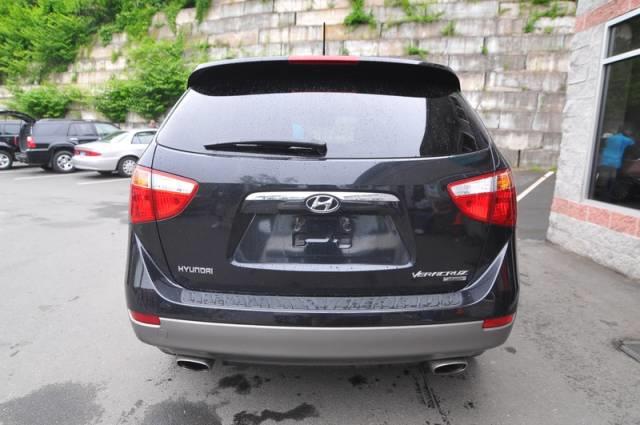 2008 Hyundai Veracruz FWD 4dr Sport