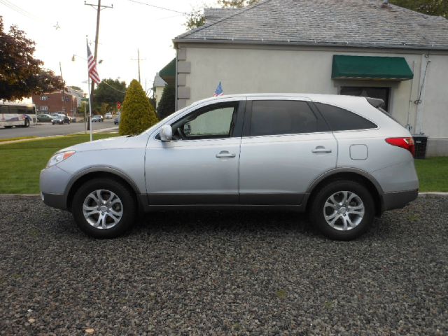 2008 Hyundai Veracruz FWD 4dr Sport