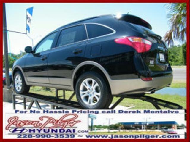 2011 Hyundai Veracruz FWD 4dr Sport