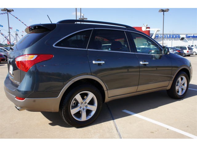 2011 Hyundai Veracruz S Coupe