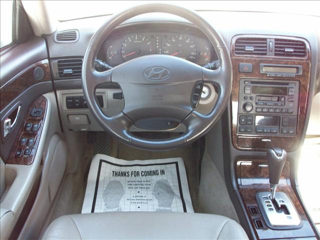 2002 Hyundai XG350 Unknown