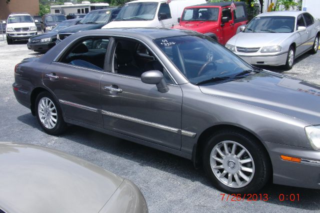 2004 Hyundai XG350 Base