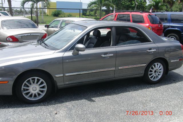 2004 Hyundai XG350 Base