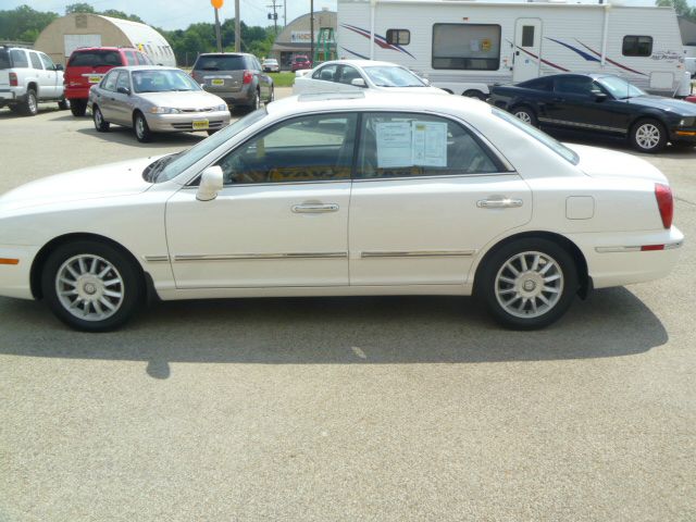 2004 Hyundai XG350 ESi