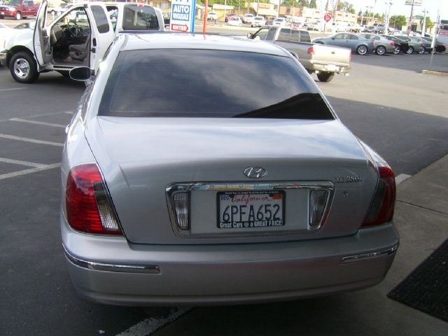 2005 Hyundai XG350 ESi