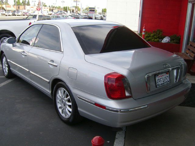 2005 Hyundai XG350 ESi