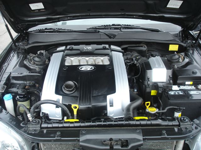 2005 Hyundai XG350 ESi