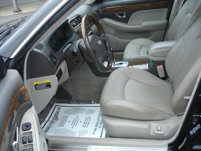 2005 Hyundai XG350 ESi