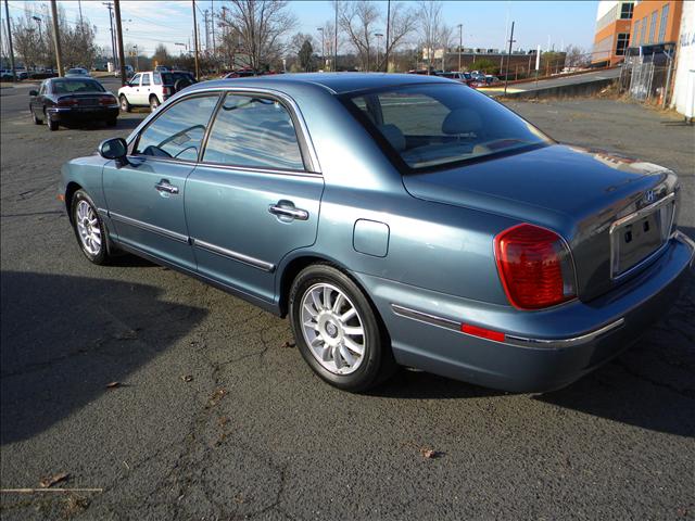 2005 Hyundai XG350 ESi