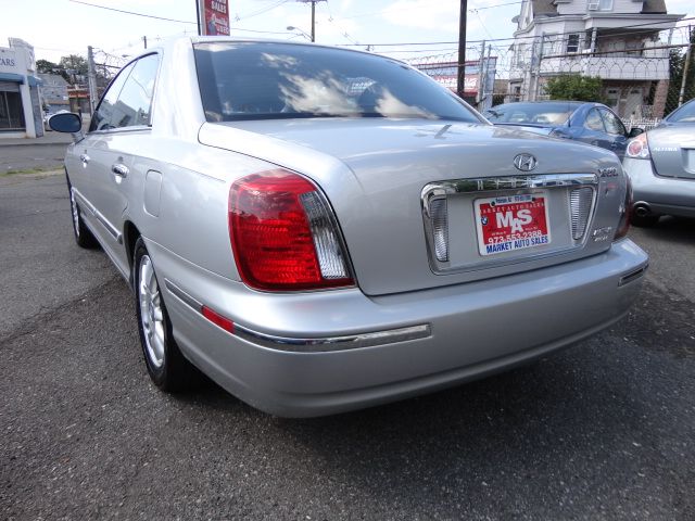 2005 Hyundai XG350 ESi