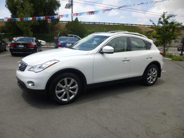 2008 Infiniti EX35 LT 4x4 Regular Cab Short Box