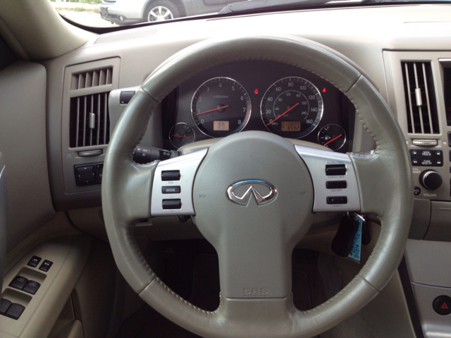 2004 Infiniti FX A8