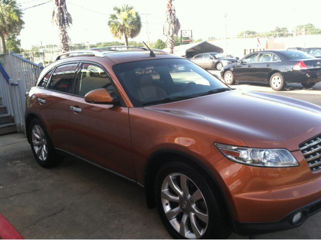 2005 Infiniti FX Eddie Bauer 4-door 4WD