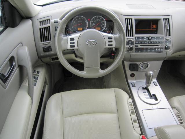 2004 Infiniti FX35 Unknown