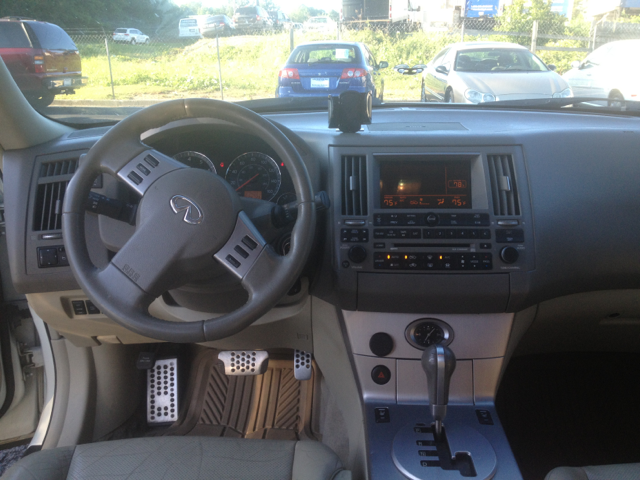 2004 Infiniti FX35 Unknown