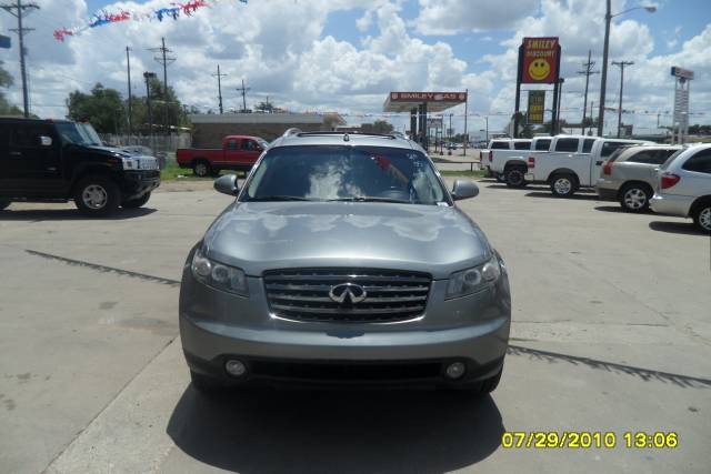 2005 Infiniti FX35 Base