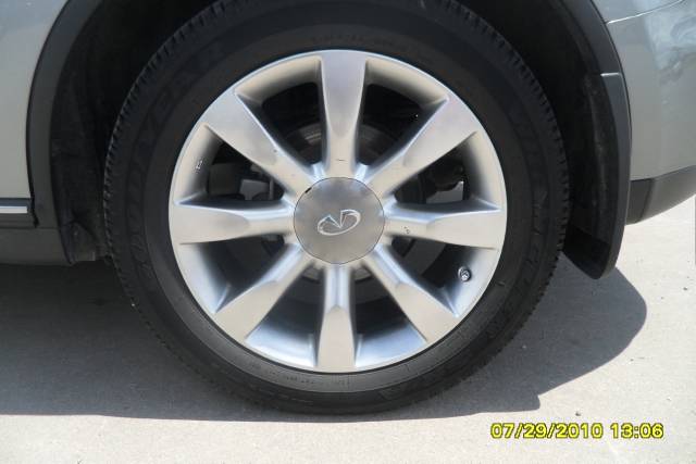 2005 Infiniti FX35 Base