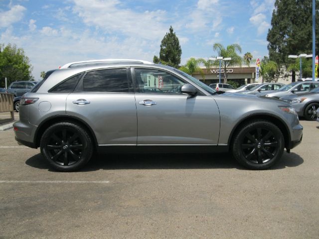 2005 Infiniti FX35 Eddie Bauer 4-door 4WD